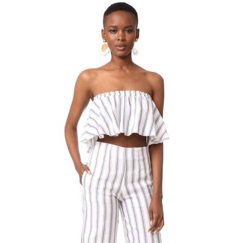 REDUCED!! GET NOW!! Suns out top